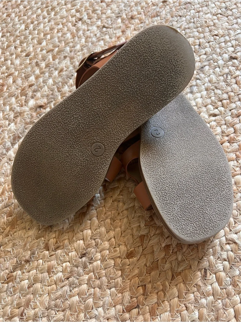 Art Class Classic Brown Kids Sandals - great condition only worn twice